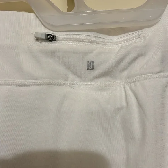 IDEOLOGY white size 2X performance SKORT with built-in pocket, shorts NWT - Picture 3 of 3